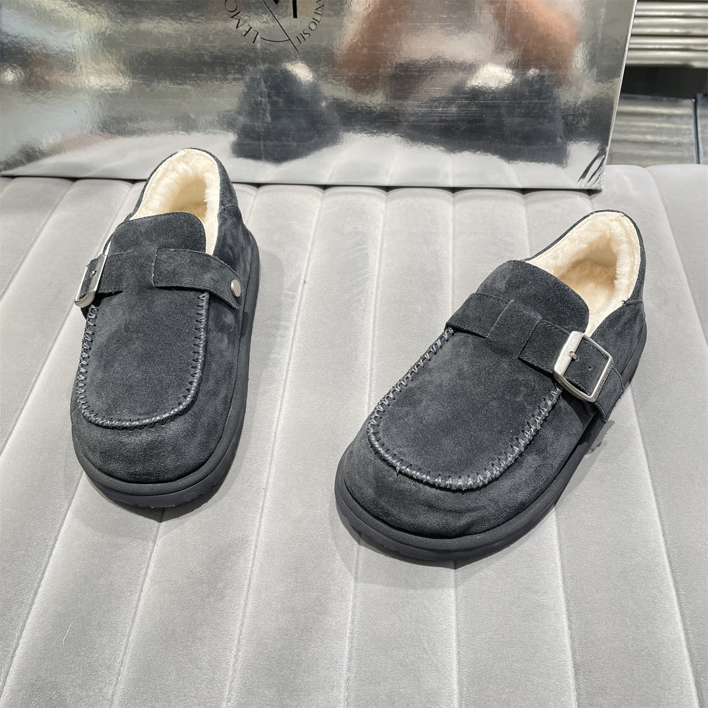 乐魔欧洲站2025冬款真皮女鞋时尚保暖羊毛磨砂皮圆头平底勃肯鞋,淘宝优惠券,粉丝福利购,淘宝优惠卷