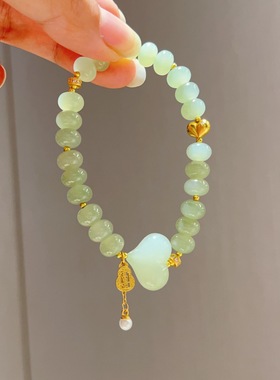 温润天然和田玉手串圆珠晴水搭配屁桃手链男女生时尚单圈玉石手链