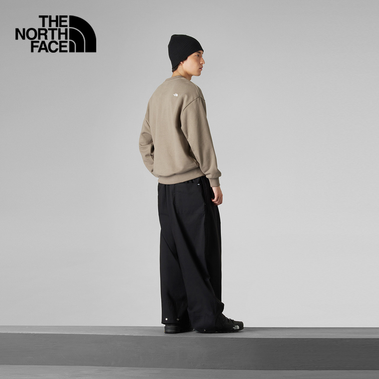 北面UE男卫衣重磅毛圈舒适透气圆领保暖户外秋TheNorthFace|8ATP,淘宝优惠券,粉丝福利购,淘宝优惠卷