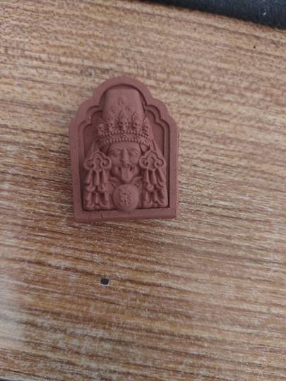 Zakiram Tsa Tsa mold size is 4 cm. Brass material supports customization and reproduction of old Tsa Tsa molds.