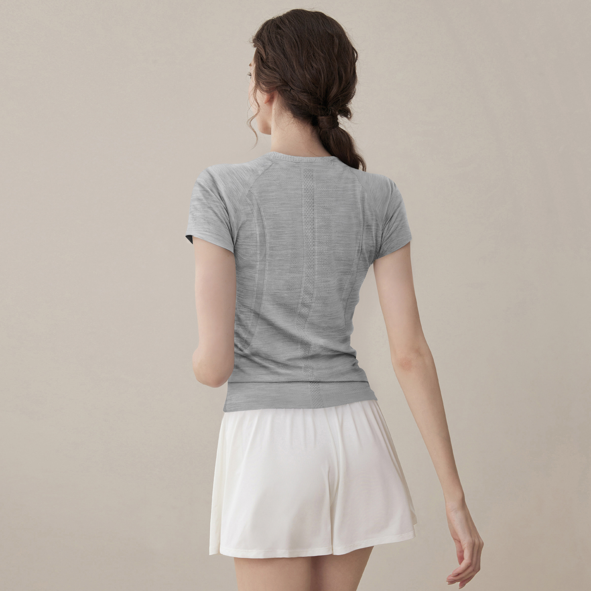 新丽雅圆领弹力瑜伽服短袖透气健身速干跑步T恤修身显瘦运动上衣,淘宝优惠券,粉丝福利购,淘宝优惠卷