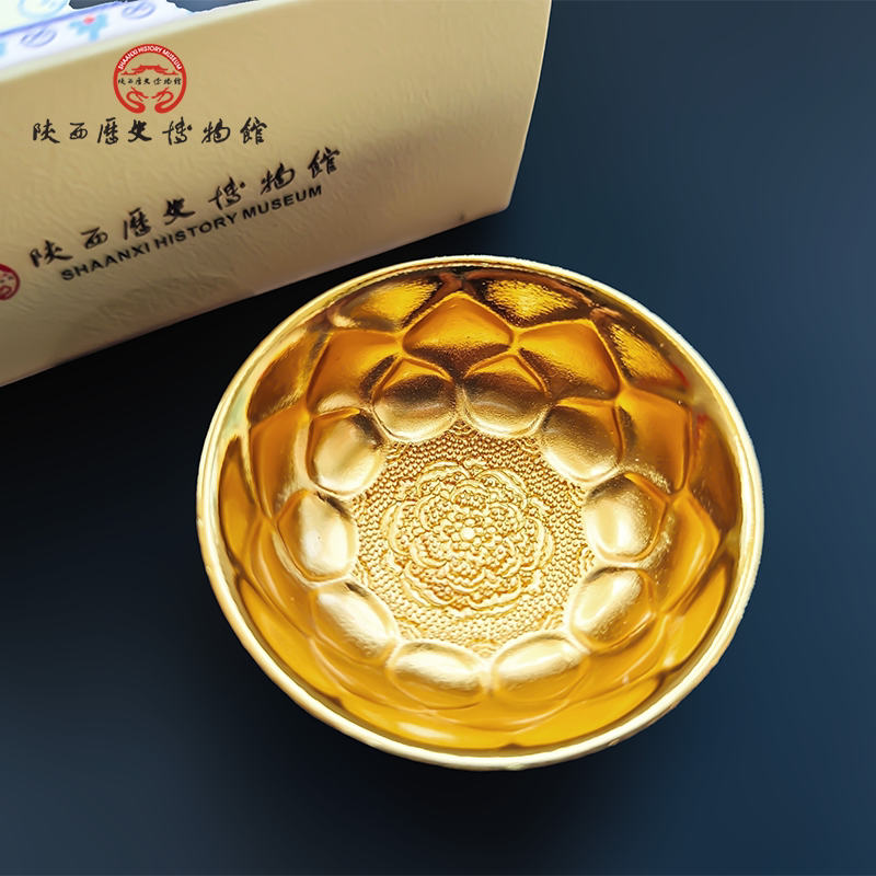 陕西历史博物馆文创唐鸳鸯莲瓣纹金碗冰箱贴磁贴精美礼盒伴手礼