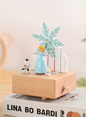 冰雪公主旋转木制音乐盒生日礼物