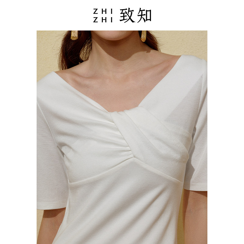  致知服饰连衣裙