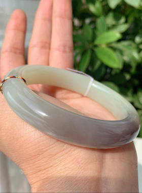 新货爆款天然青海料和田玉白加紫罗兰手镯玉镯烟紫镯子57圈口女款