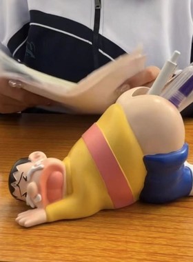 胖虎歪头摆件哆啦A梦周边公仔创意搞怪笔筒收纳盒卡通桌面装饰品