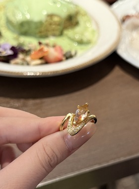 法式轻奢戒指2025新款满钻马眼戒