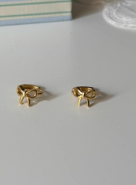 韩系精致迷你金色小蝴蝶结耳钉小众设计简约百搭女款精致小巧气质