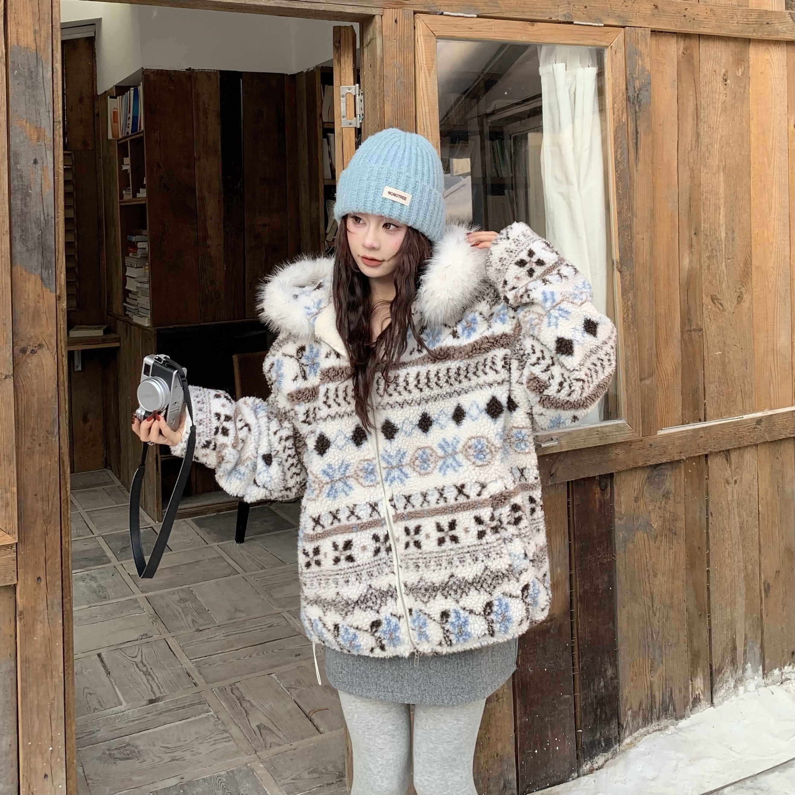 3MER哦哦三妹 费尔岛羊羔毛毛领连帽外套女冬季复古保暖加厚上衣,淘宝优惠券,粉丝福利购,淘宝优惠卷