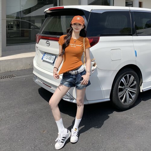 3MER哦哦三妹 辣妹百搭刺绣标牛仔短裤女夏季显瘦水洗复古A字热裤 - 图0