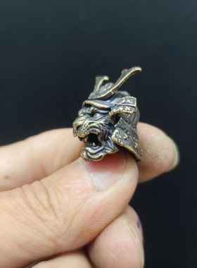 黄铜做旧霸气刀老虎武士 坠 汽车钥匙扣 EDC背包头盔吊坠挂坠伞坠