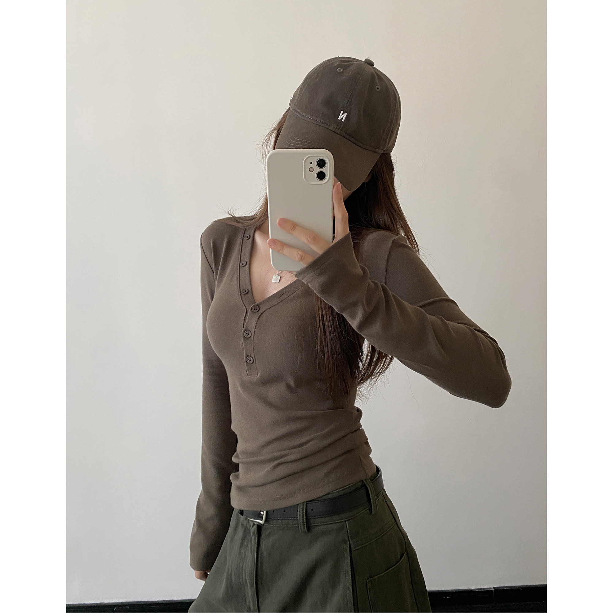 sun柚 乌木甜茶冷淡系氛围感加厚高密度扣子绵羊毛瘦瘦百搭打底衫,淘宝优惠券,粉丝福利购,淘宝优惠卷