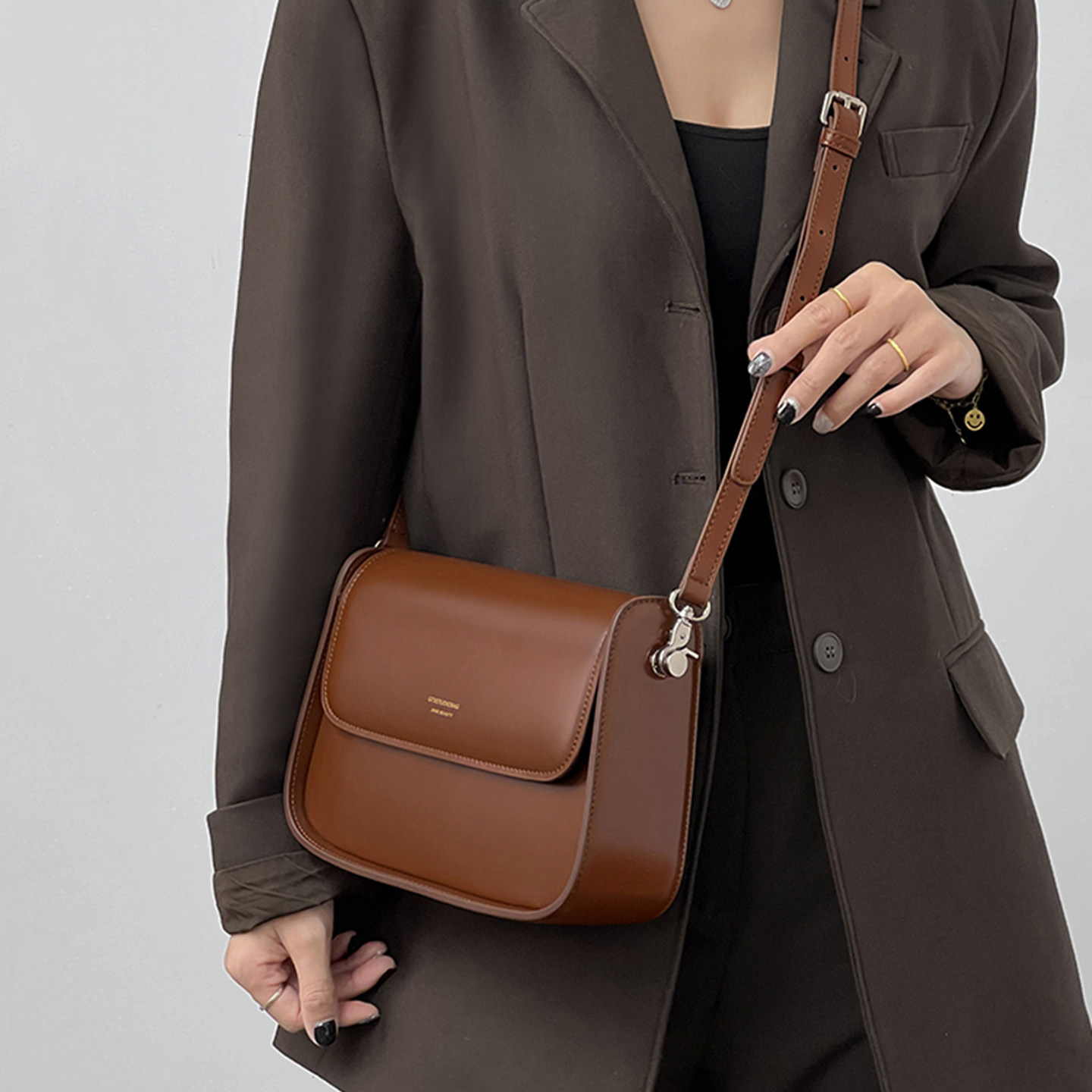 高级感包包2025新款百搭休闲单肩女包上班通勤腋下小方包斜挎马鞍,淘宝优惠券,粉丝福利购,淘宝优惠卷