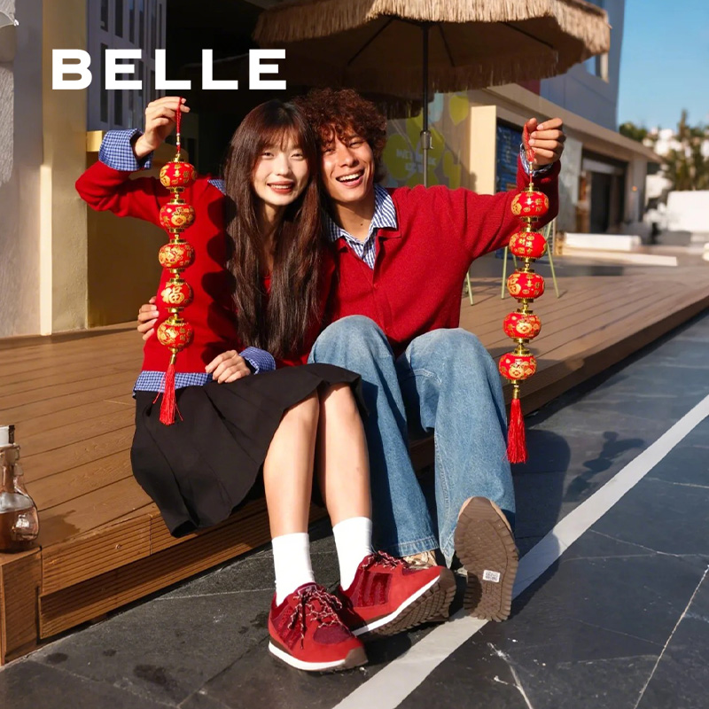 明星同款百丽新年限定系列榴光溢彩红色阿甘德训鞋休闲鞋3SJB9AM5 - 图2