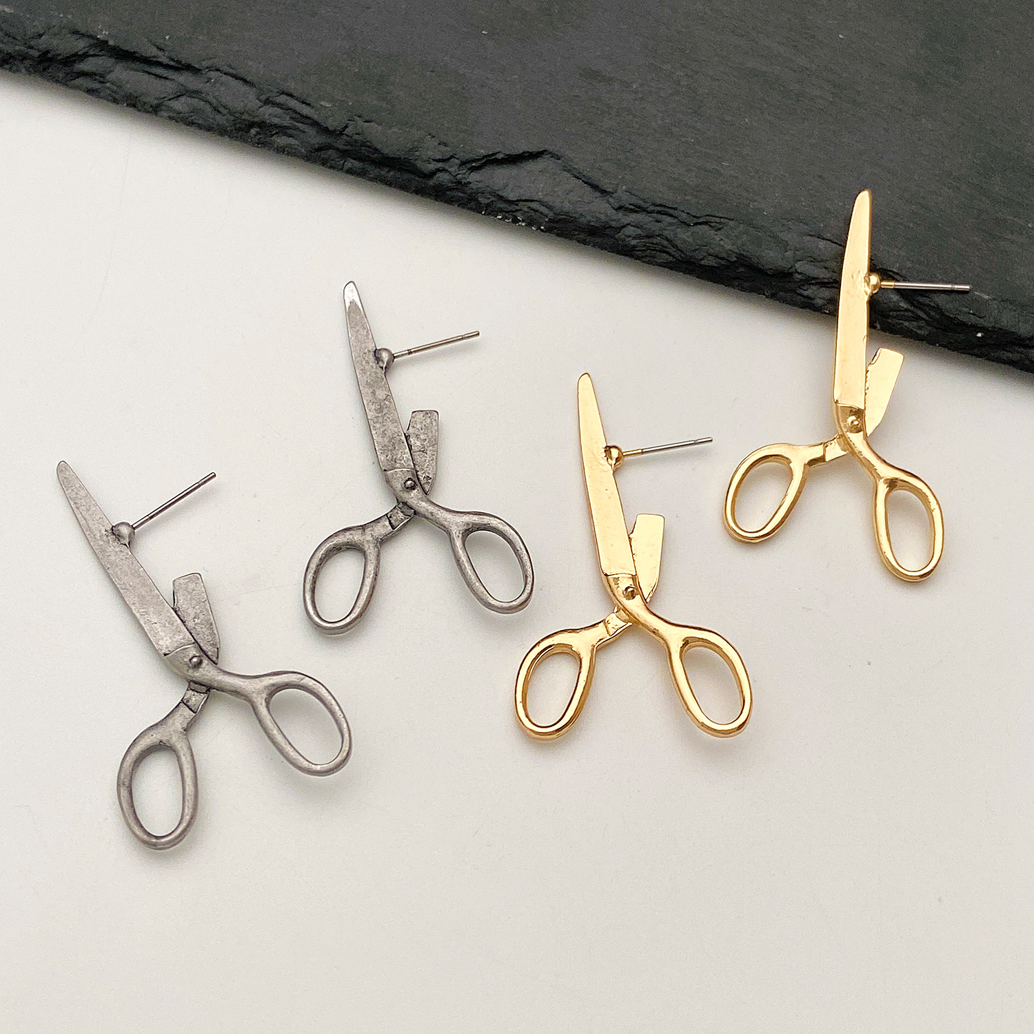 female creative new retro scissors earrings 复古剪刀耳钉女 - 图0