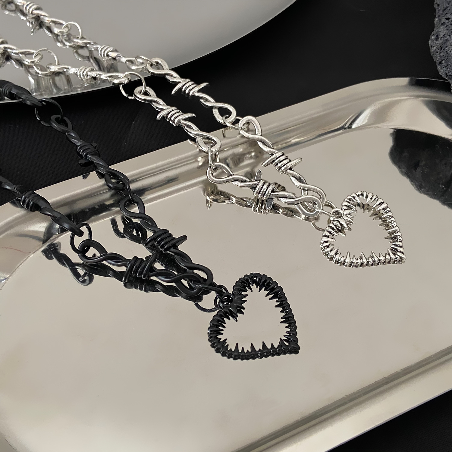 Women Cross border Hip Hop Punk Couple Heart Necklace 项链 - 图2