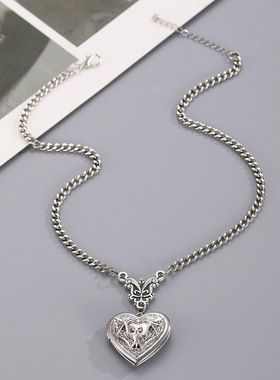 New Mini Silver Heart Necklace Photo Box Necklace Retro 项链