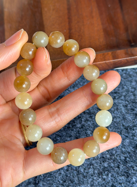 亏出正宗新疆和田玉糖白玉手串