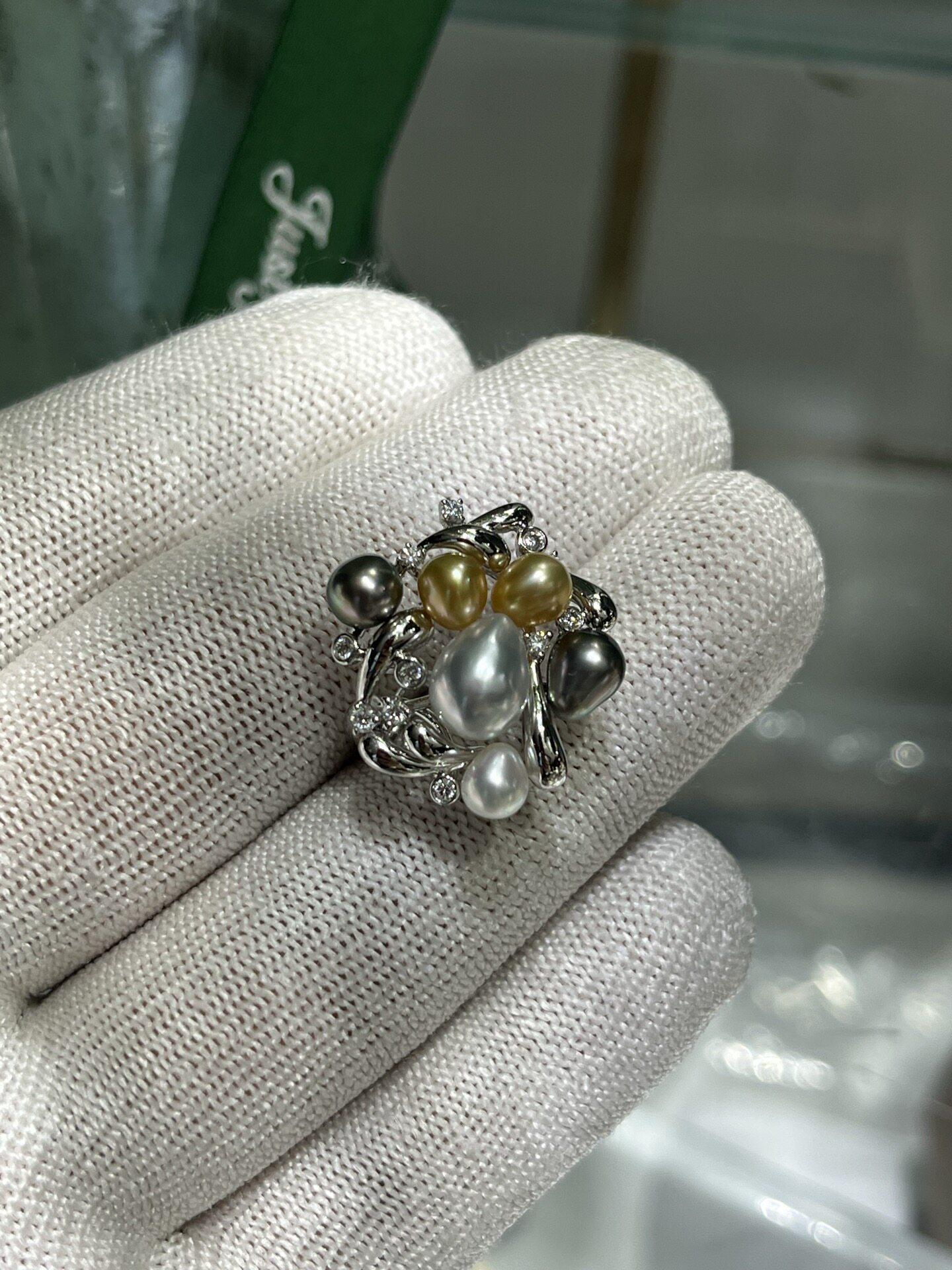 Wild seedless keshi multi-bead ring, about 4 7mm points, 18k natural diamonds