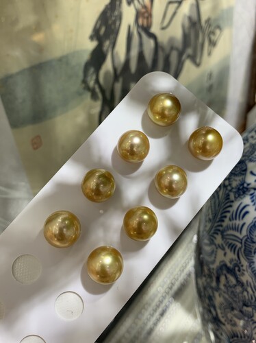 绝美！！ 超浓金12～13mm配对南洋金珠耳钉 正圆，孔后无暇。 - 图1