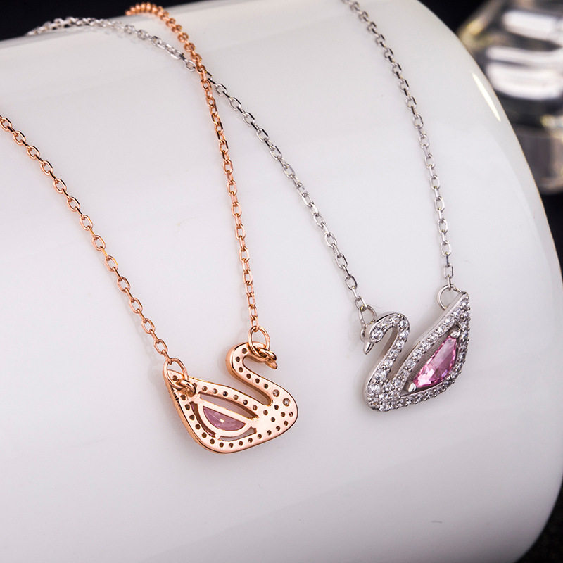 美肯s925纯银粉水晶小天鹅女锁骨链 美肯项链