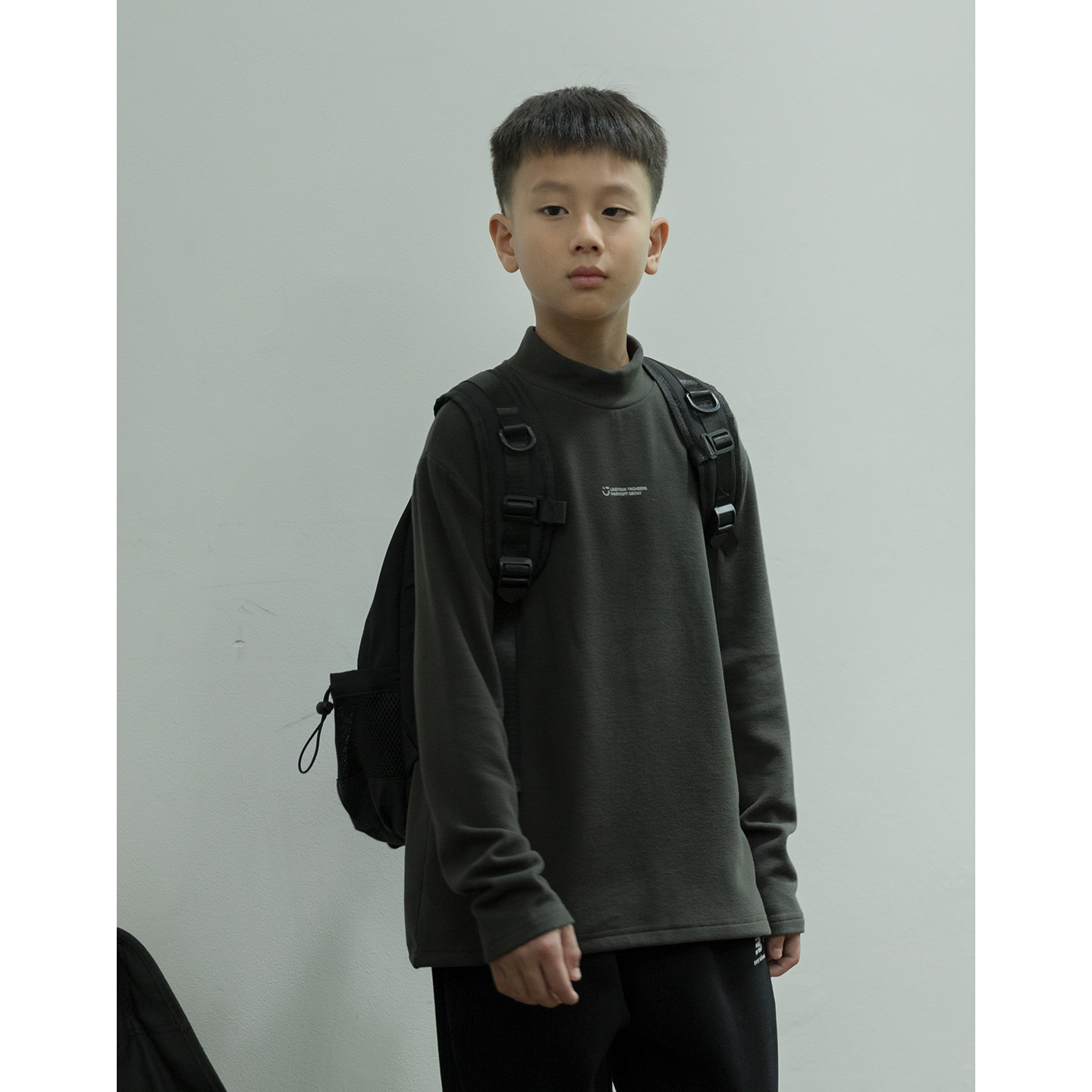 儿童德绒半高领上衣2025冬季中大童保暖打底衫男孩加厚长袖T恤潮,淘宝优惠券,粉丝福利购,淘宝优惠卷