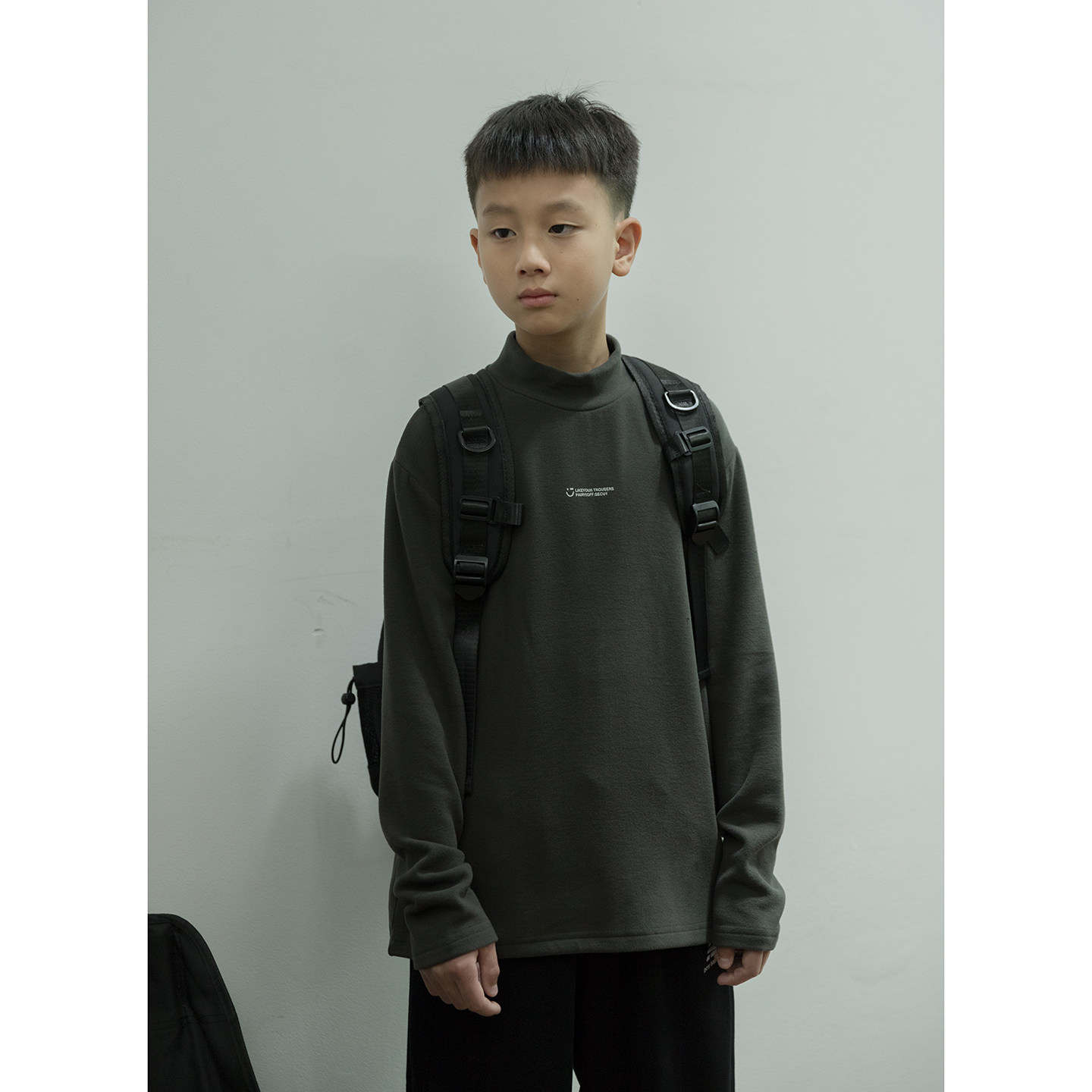 儿童德绒半高领上衣2025冬季中大童保暖打底衫男孩加厚长袖T恤潮,淘宝优惠券,粉丝福利购,淘宝优惠卷