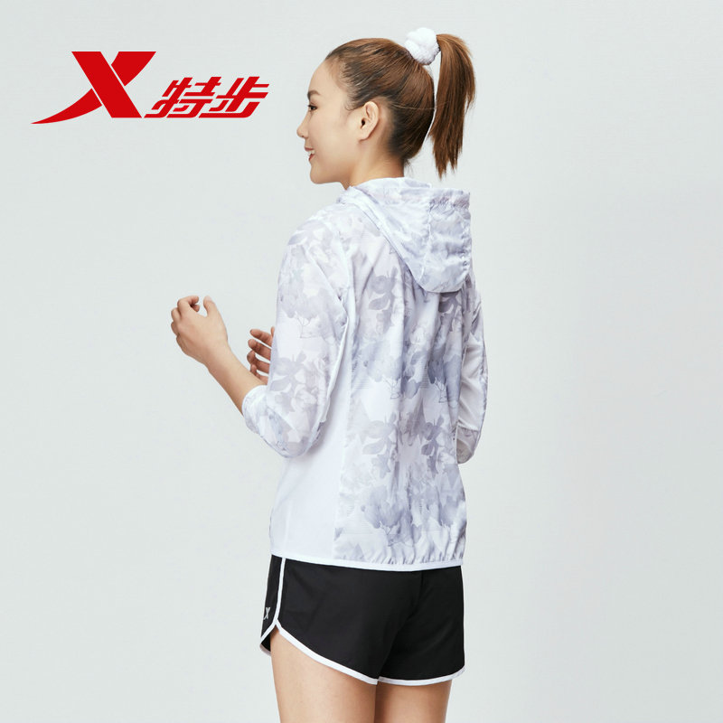 特步风衣外套女春秋季新款跑步运动服连帽女装印花运动上衣女外套 特步风衣外套女春秋季新款跑步运动服连帽女装印花运动上衣女外套