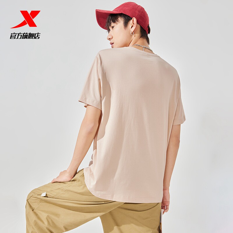  特步outlets店运动T恤