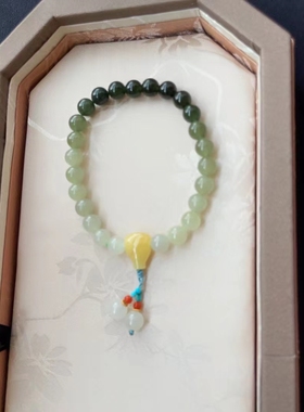 和贵工艺绿松南红蜜蜡三通青海料和田青玉渐变手串mm