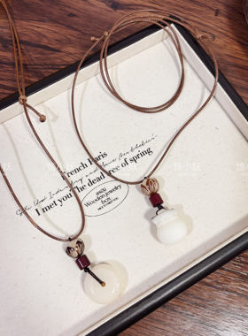 古风白玉菩提平安扣吊坠项链女款新中式复古民族风禅意长款毛衣链