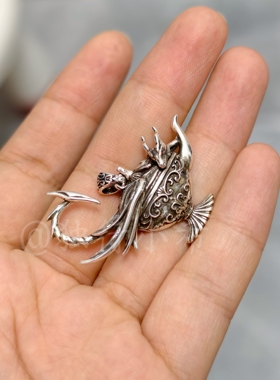 龙彻吊坠胸针两戴秦彻周边项链二次元复古银龙挂件胸针