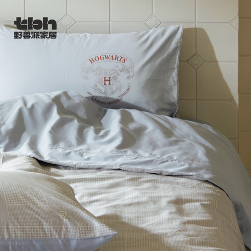 tbh野兽派家居床上四件套哈利波特霍格沃茨全棉缎纹床品套件 - 图0