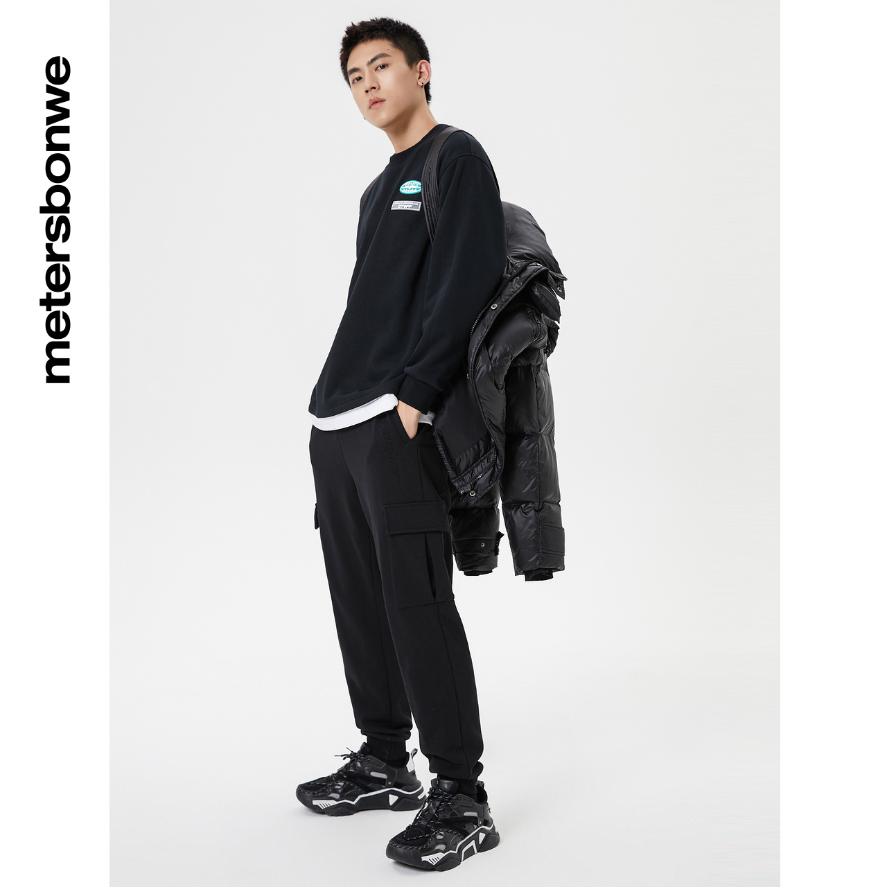 美特斯邦威亮面纯色男冬季羽绒服 美特斯邦威outlets店羽绒服