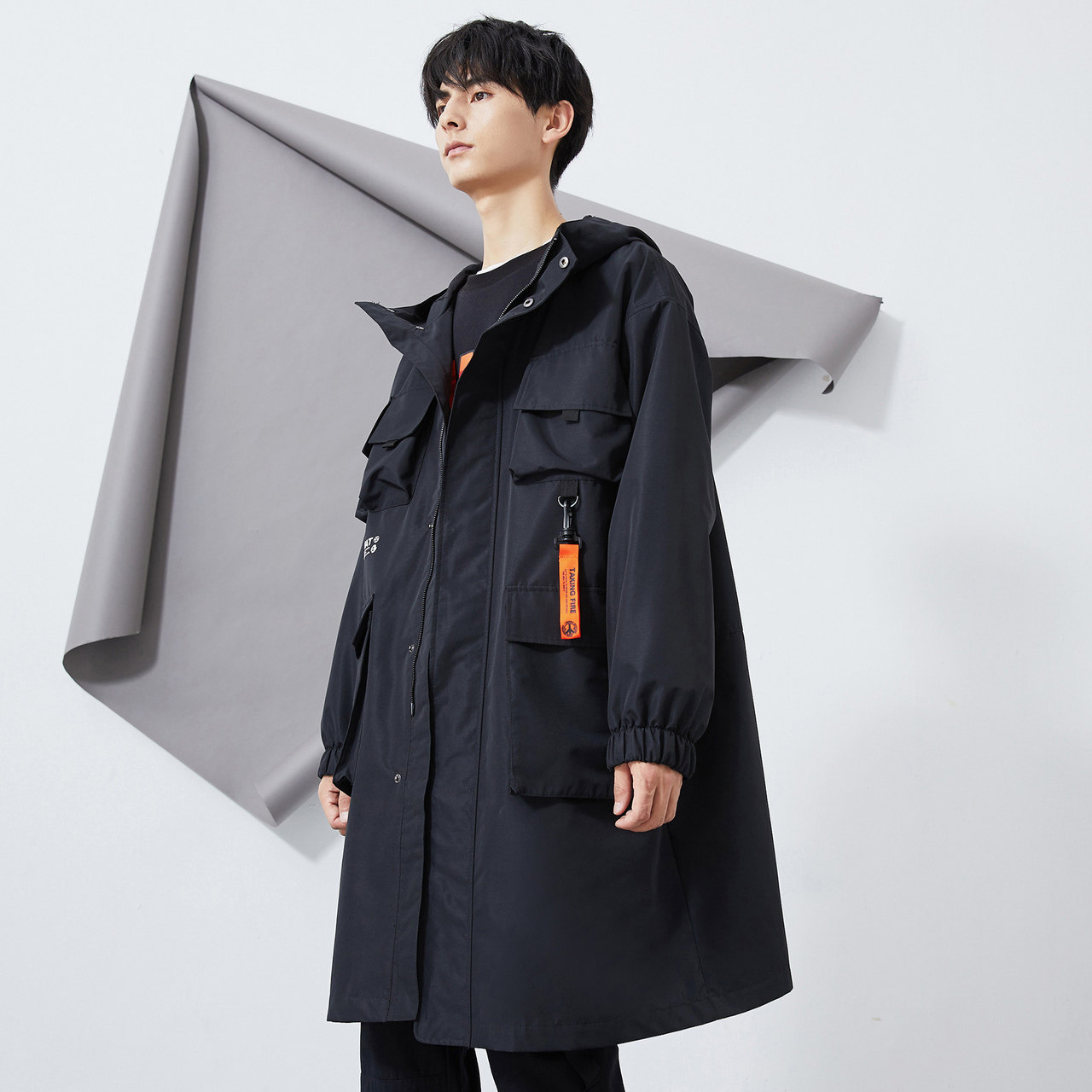  美特斯邦威outlets店夹克