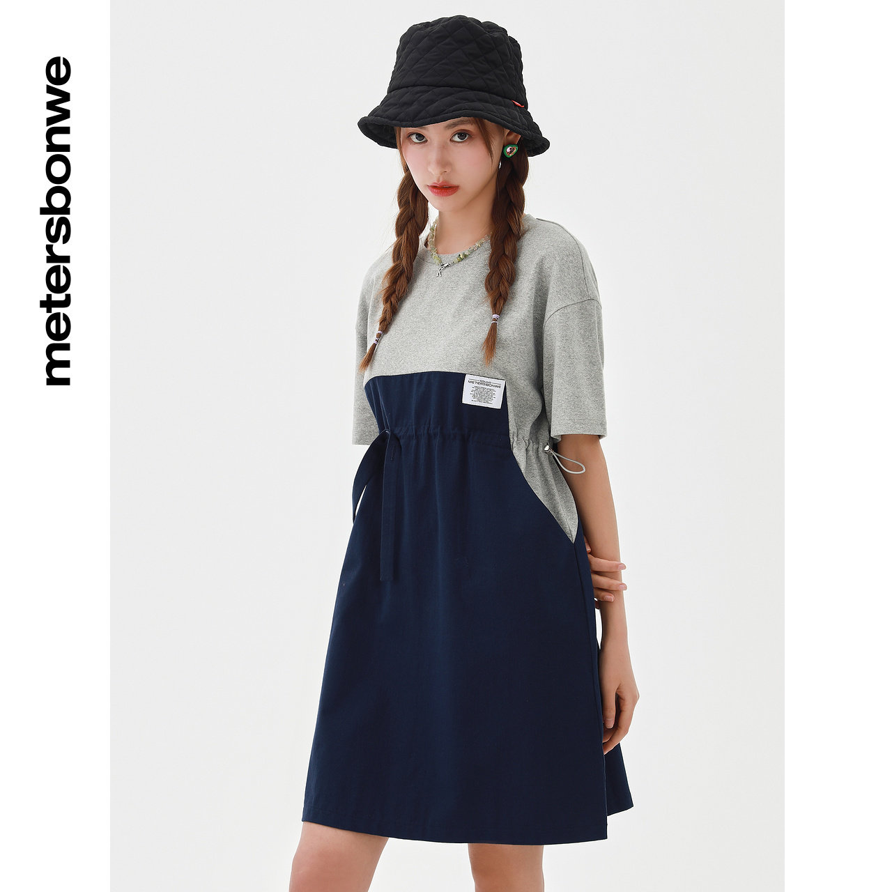 美特斯邦威单边背带春夏收腰连衣裙 美特斯邦威outlets店连衣裙