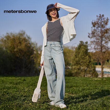 美特斯邦威休闲防晒衣女款夏季新款宽松连帽纯色冰皮斗篷防晒服