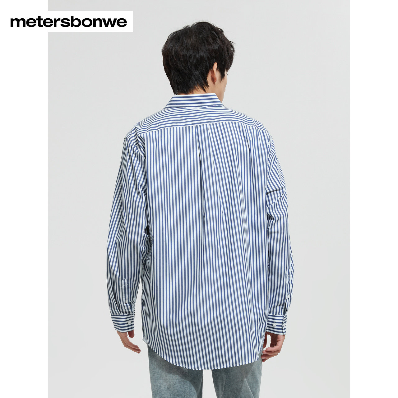  美特斯邦威outlets店衬衫