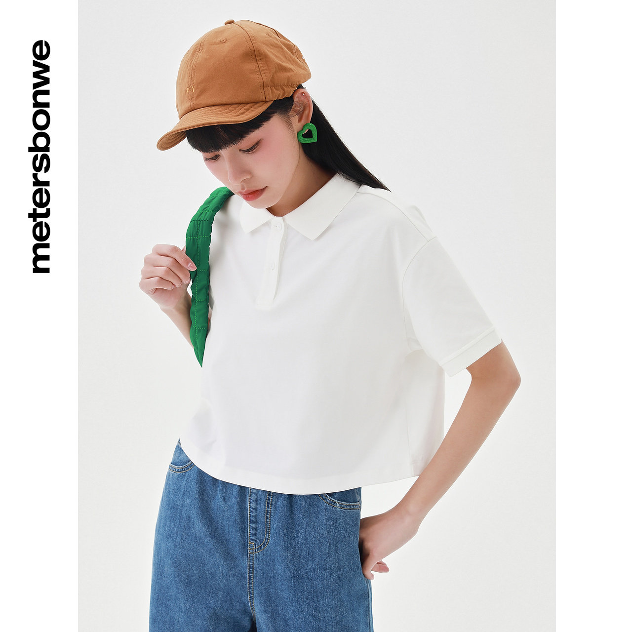  美特斯邦威outlets店T恤