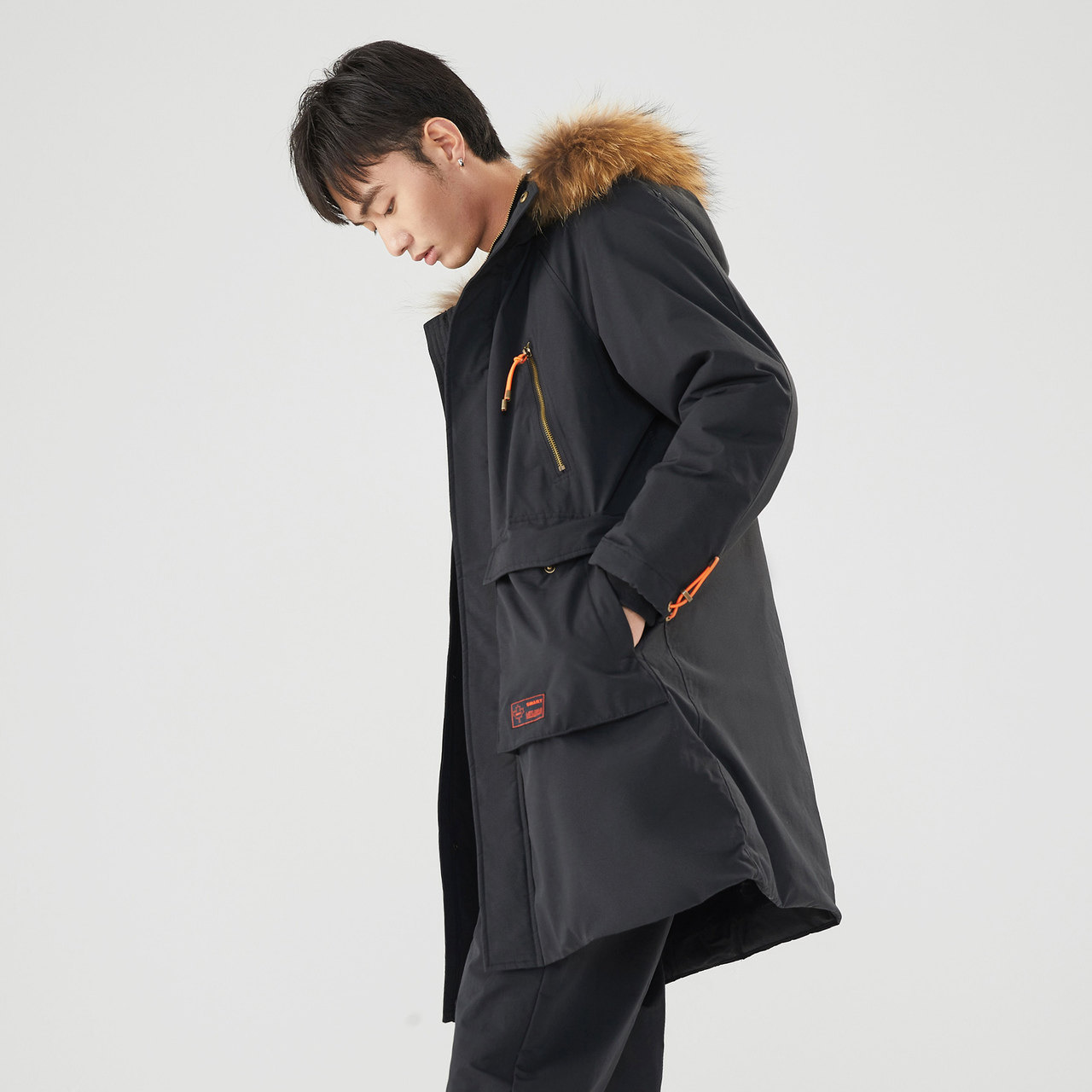  美特斯邦威outlets店棉衣