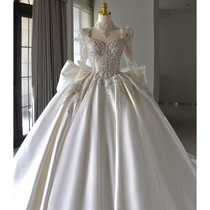 Long sleeves main wedding dress 2023 new brides trailing small children to go out for winter light advanced retro satin