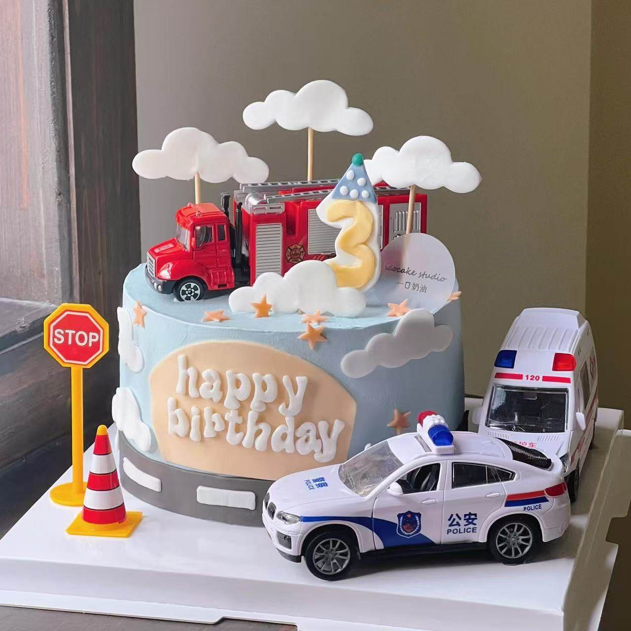 警车蛋糕装饰摆件 儿童生日警务车救护车消防员警察人偶 装扮插件,淘宝优惠券,粉丝福利购,淘宝优惠卷