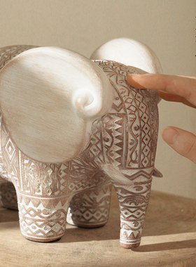 栗石创意抽象长颈鹿摆件工艺品