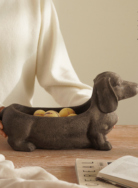 侘寂风做旧腊肠狗花盆摆件