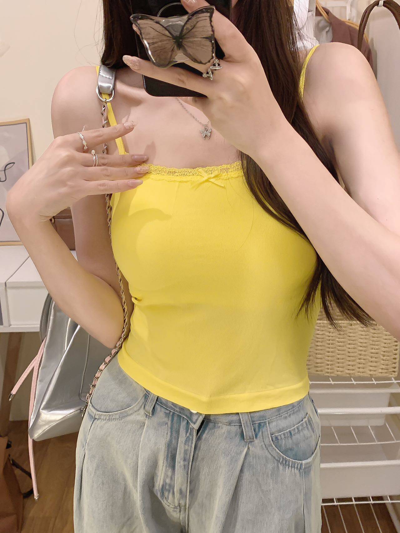 性感纯欲风小蝴蝶结心机吊带背心女装带胸垫亲肤无缝百搭小众上衣