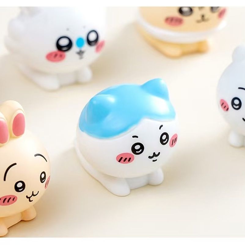 电动车日系古早摆件超萌治愈chiikawa吉伊卡哇树脂桌面可爱桌摆 - 图0