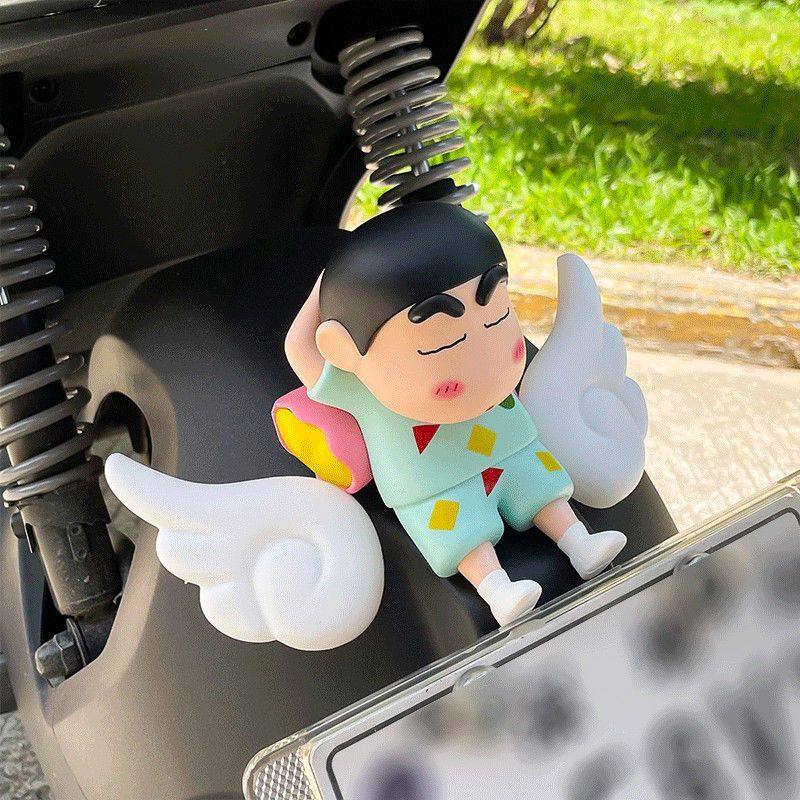 新品蜡笔小新车载摆件汽车卡通可爱公仔后备箱电动车翅膀白色,淘宝优惠券,粉丝福利购,淘宝优惠卷