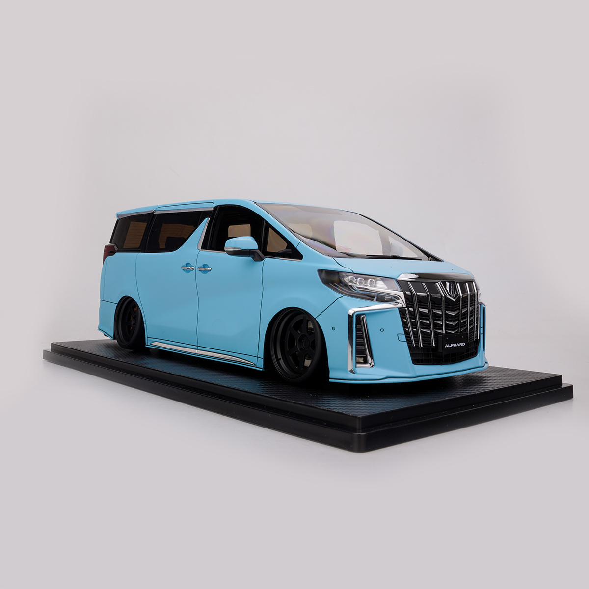 IG1:18丰田埃尔法 Alphard light blue保姆车汽车模型摆件收藏-图2