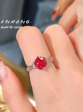 时尚轻奢2克拉红刚玉戒指简约