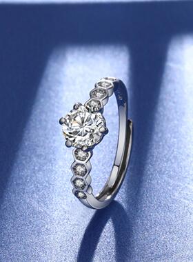 快手小红书网红仿真莫桑石戒指女